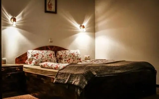 Framski Hram Guest House
