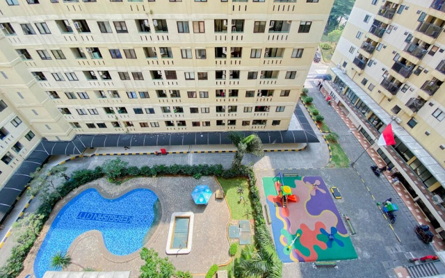 Homey And Modern 1Br At Kebagusan City Apartment