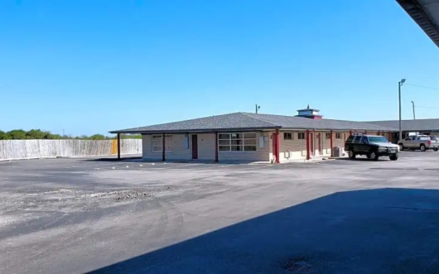 Executive Inn