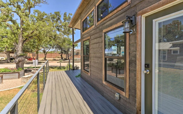 Upscale Tiny Home - Boho-chic Austin Getaway!
