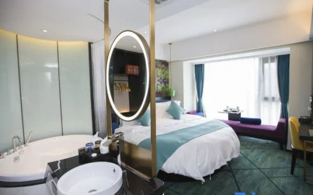 Yunman Life Hotel