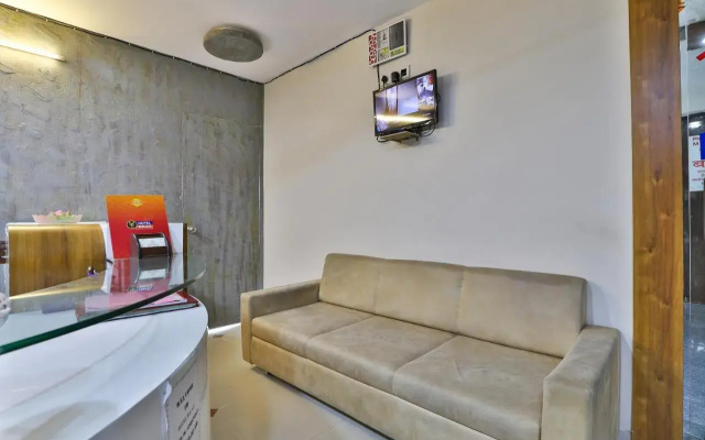 OYO Premium Law Garden C G Road