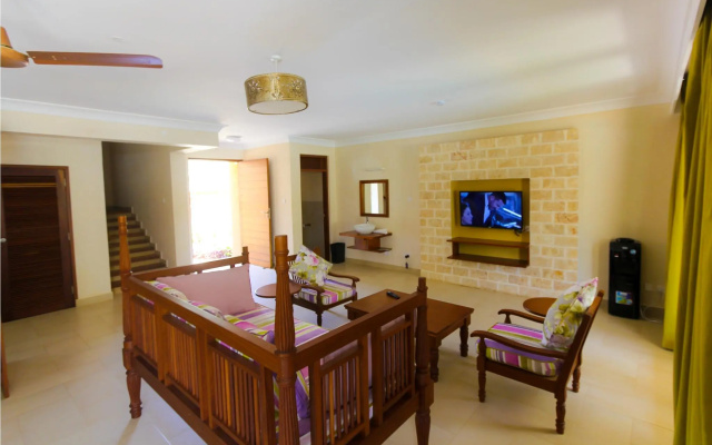 Villa Mandhari- Diani Beach