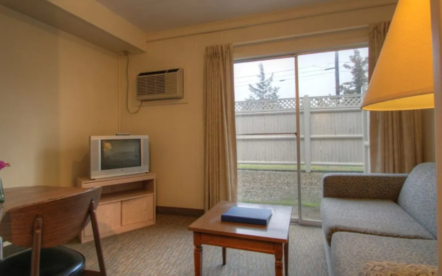 Seashore Park Inn