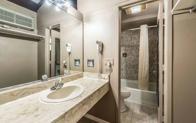 Americas Best Value Inn Franklin