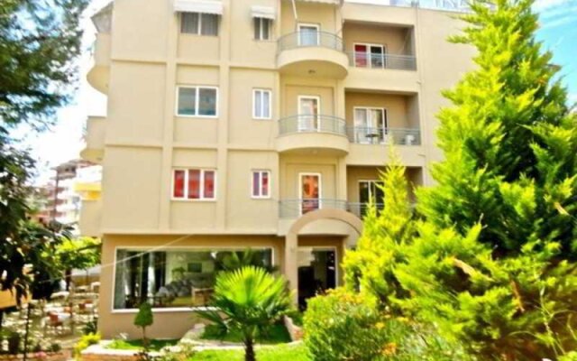 Epirus Hotel вид на фасад
