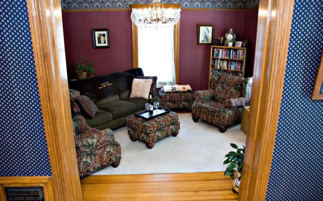 Lindsay House Bed and Breakfast