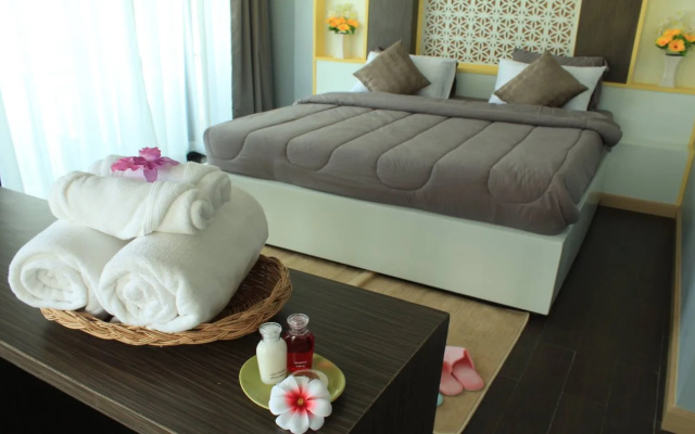 Saranya River House