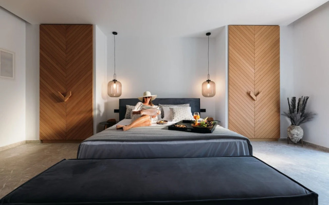 Milestones Naxos Hotel