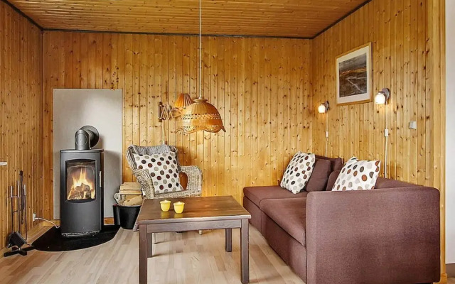 Cozy Holiday Home in Storvorde near Sea