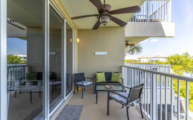 577 Little Harbor