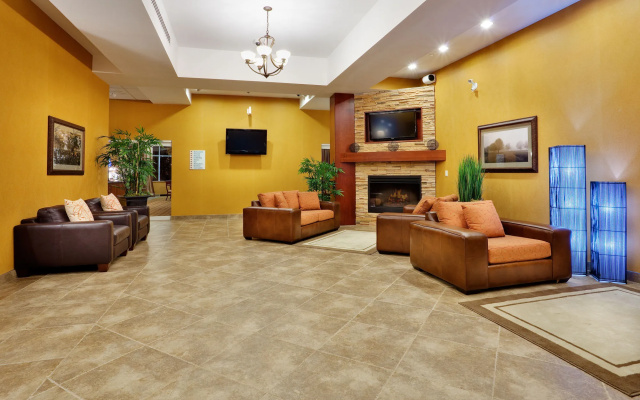 Holiday Inn Express Hotel & Suites CLARINGTON - BOWMANVILLE by IHG