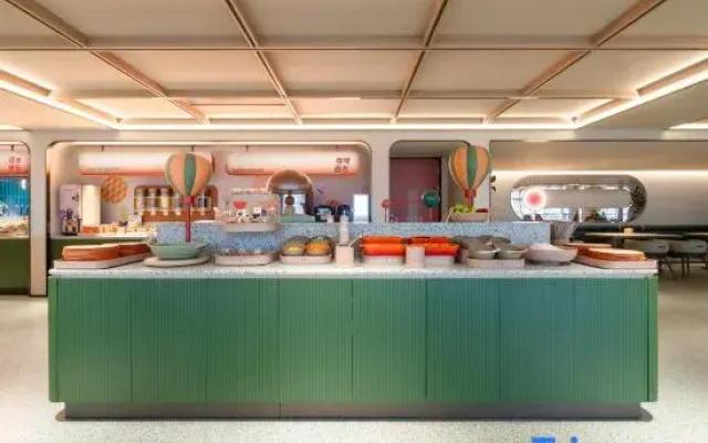 Orange Hotel