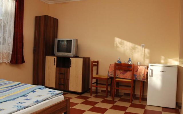 Alice Apartman