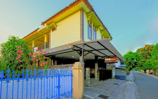 Sekardiyu Guest House