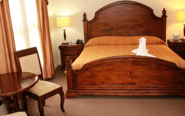 Sportsmens Lodge - Adults Only