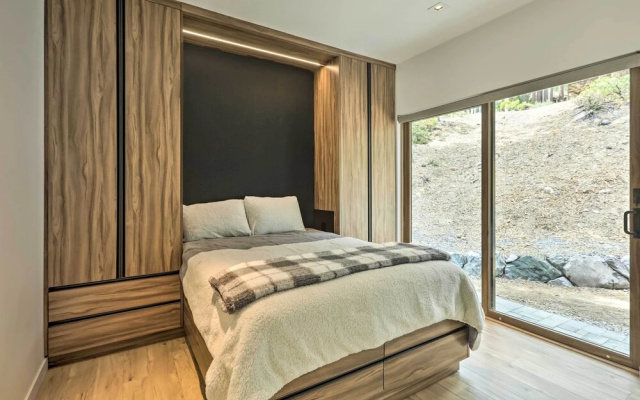 Sleek & Spacious Incline Village Hideaway!