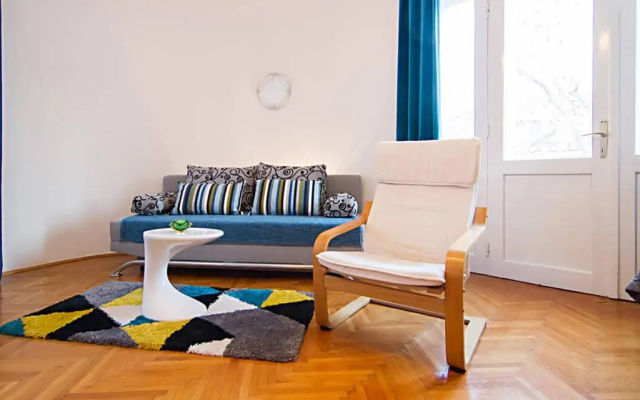 Cosy Studio Apartment 2