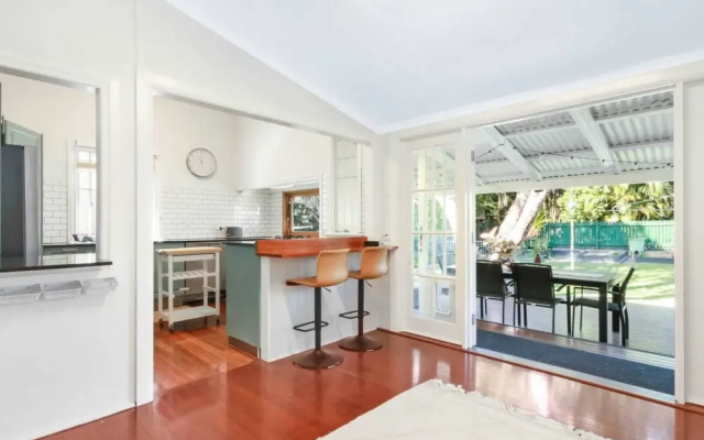 Charming 3 Bedroom House in Coorparoo