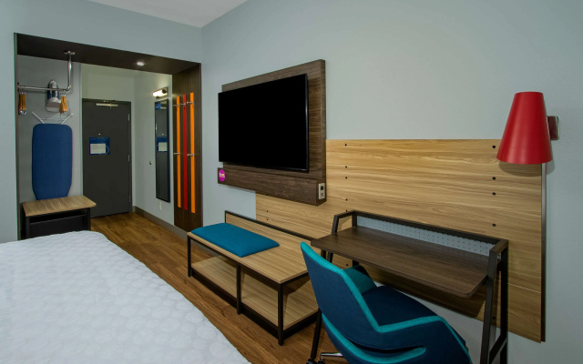 Tru by Hilton Columbus Airport
