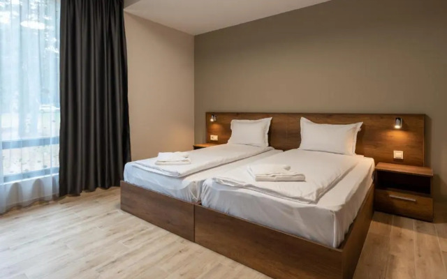 Hotel Queen Nelly Park
