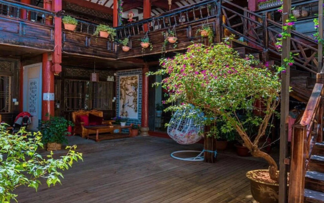 Yi Tu Stage Inn