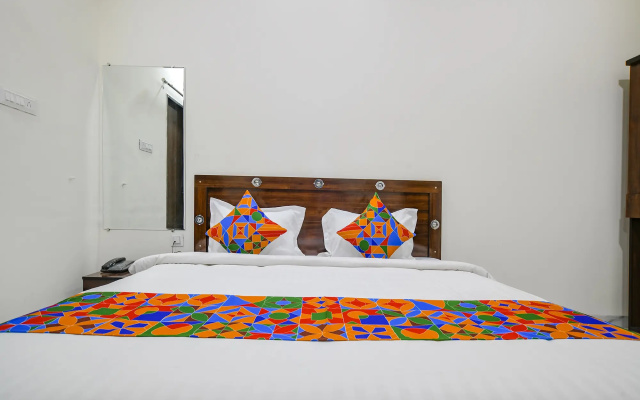 Fabhotel Dr Greens