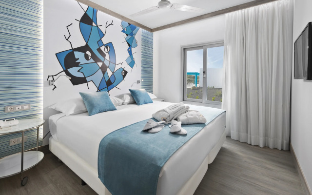 Elba Lanzarote Premium Suites