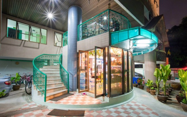 Отель Sathitsit Mansion Таиланд, Бангкок - отзывы, цены и фото номеров - забронировать отель Sathitsit Mansion онлайн вид на фасад