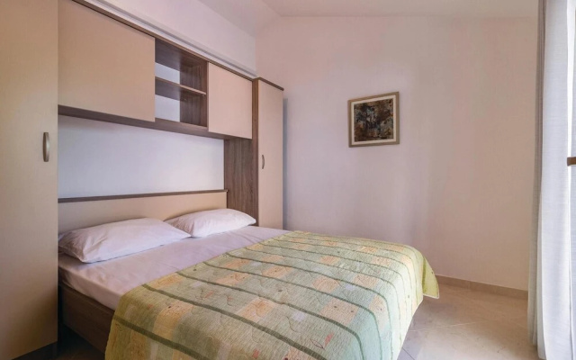 Nice Home in Fazana With Wifi and 2 Bedrooms