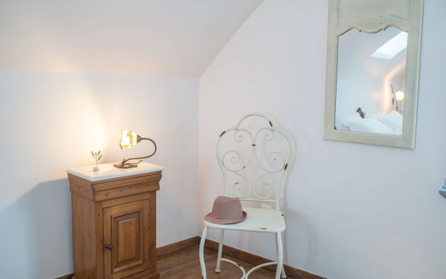 Oia Captain's Villa