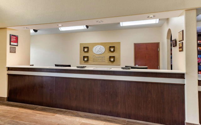 Comfort Suites Baytown I - 10