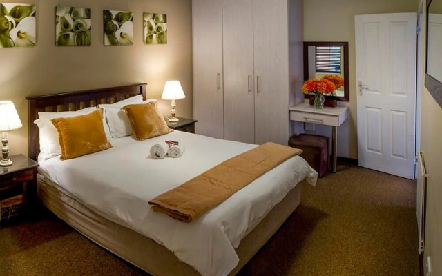 Room in B&B - Quiet Guest Room With Double bed and Kitchen, Near Port Elizabeth