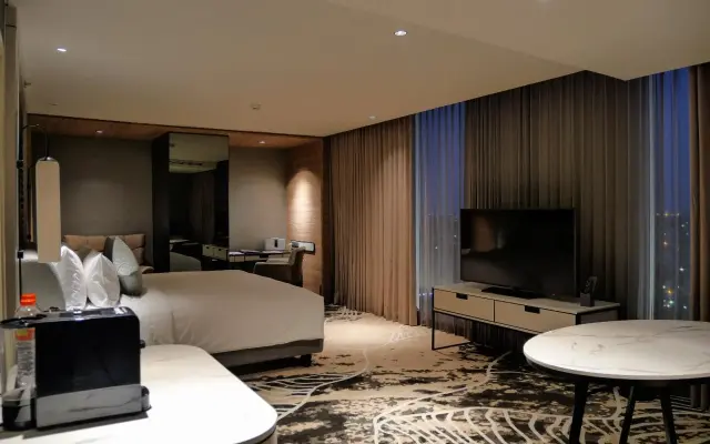 Movenpick Surabaya City