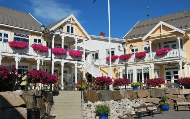 hotelImage