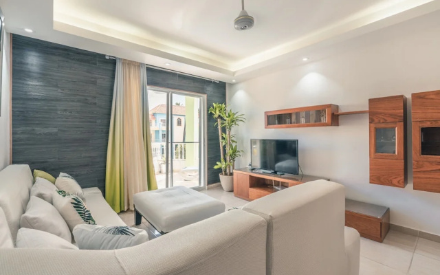 Modern Penthouse Near The Beach Long Term Deal