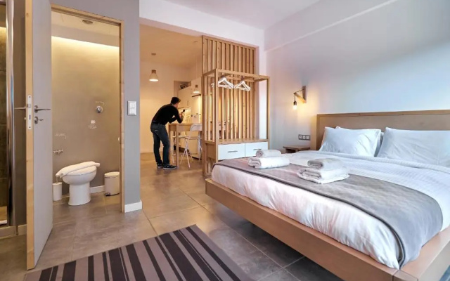 NakosHomes Luxury Studio Apartment
