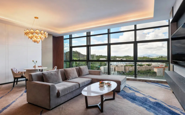 Mercure Shenzhen Pinghu