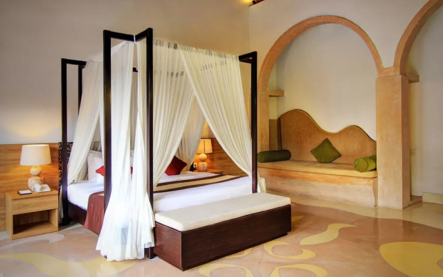 Villa Seminyak Lagoon And Spa