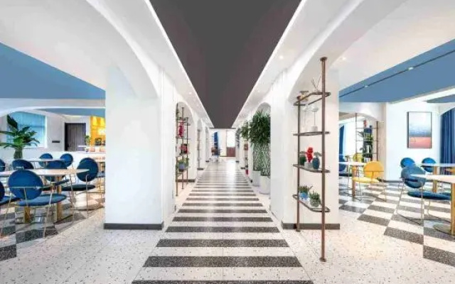 Jingyue Elegant Hotel