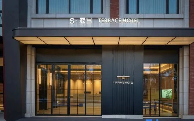 S · Terrace Hotel（ North Sation）
