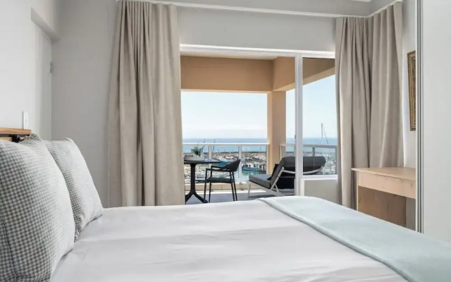 Harbour Club