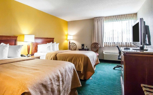 Days Inn Cairo