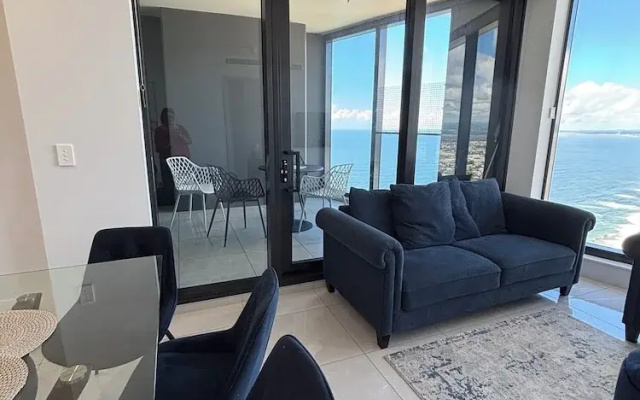 Sky High Luxury - 59th Floor at Ocean