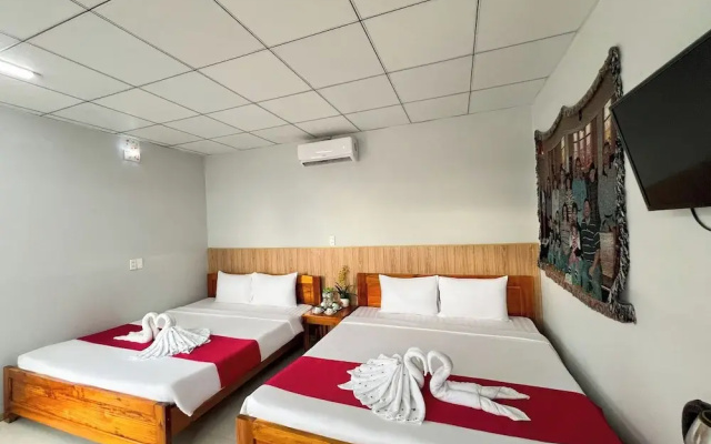 Sea Breeze Resort & Spa