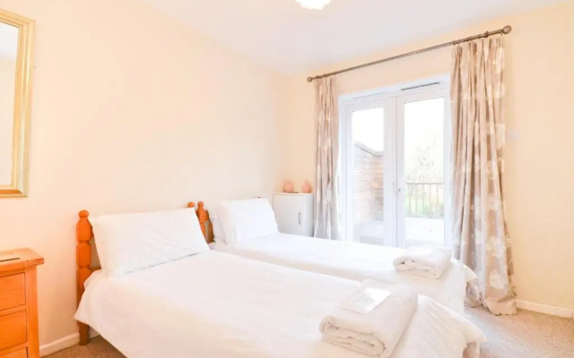 23 Tollgate Cottages