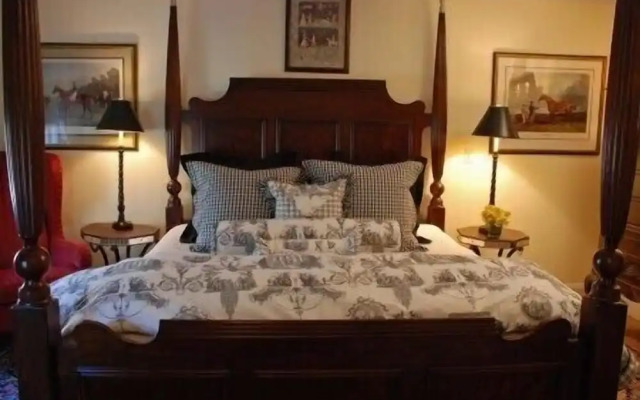 Bee and Thistle Inn