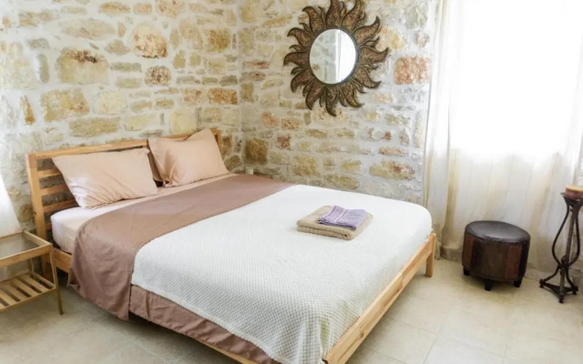 Charming Stone House With Swimming Pool