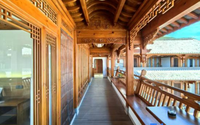 Shaxi Ronggui Yaju Homestay