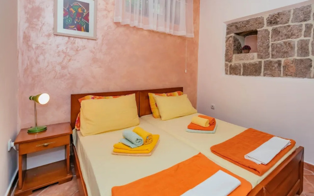 Apartments Bigovo Veljic